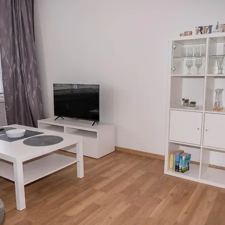 077-3 City-apartment Apartment